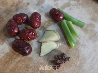 玉米竹荪排骨汤的做法步骤：8