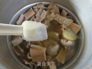 笋干鸭子汤的做法步骤：16