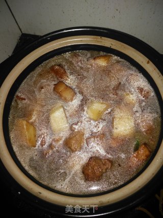 红烧肉炖土豆的做法步骤：7