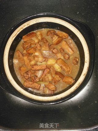 红烧肉炖土豆的做法步骤：9