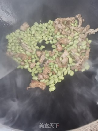 肉丝豆干毛豆的做法步骤：3