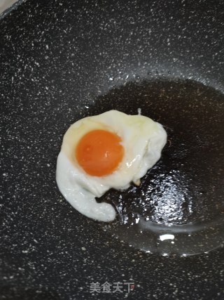 番茄鲫鱼汤的做法步骤：2
