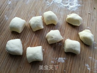 卤肉秋葵生煎包的做法步骤：7