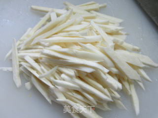 咸菜茭白丝麦饼卷的做法步骤：3