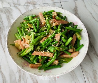 火麻仁香肚蒜苔杭椒的做法步骤：7