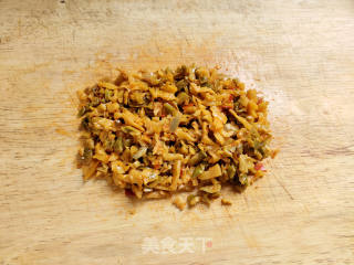 凉拌下饭菜的做法步骤：2