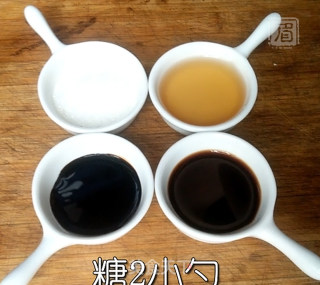 红烧肥肠的做法步骤：4