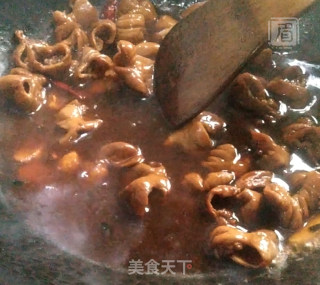 红烧肥肠的做法步骤：8