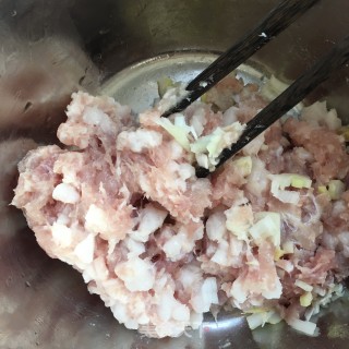 苦瓜酿肉的做法步骤：4