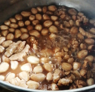 花生核桃奶的做法步骤：3
