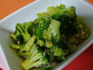 蒜香西兰花的做法步骤：4