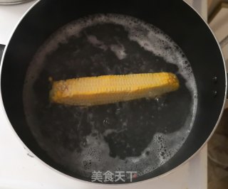 玉米奶油汤的做法步骤：2