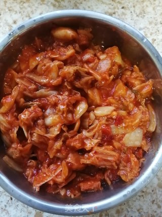 肉末辣白菜土豆片的做法步骤：1
