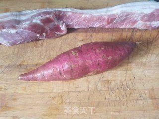 粉蒸肉的做法步骤：1