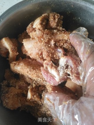 粉蒸肉的做法步骤：9