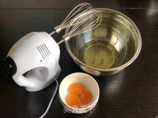 纸杯蛋糕的做法步骤：2