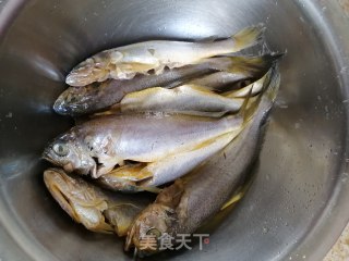 煎鱼的做法步骤：2