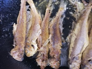 煎鱼的做法步骤：5