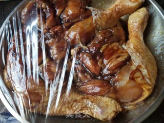 蜜汁鸡腿的做法步骤：3