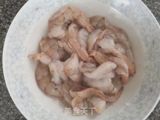 芥末虾球的做法步骤：1
