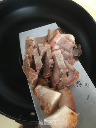 鲜竹笋炒烧肉的做法步骤：4