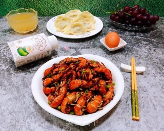 辣爆蝼蛄虾的做法步骤：15