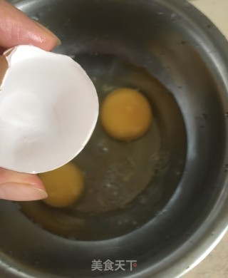 瑶柱蒸蛋的做法步骤：2