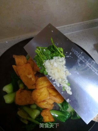 蚝油油菜炒豆腐的做法步骤：7