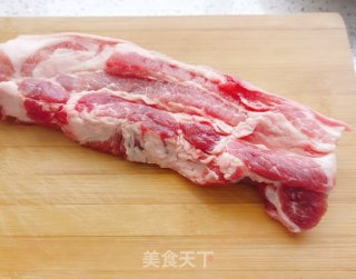 回锅肉的做法步骤：1