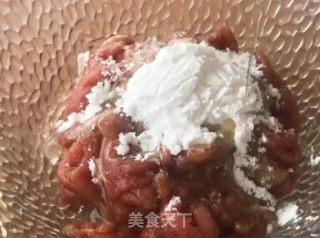 小炒牛肉的做法步骤：1