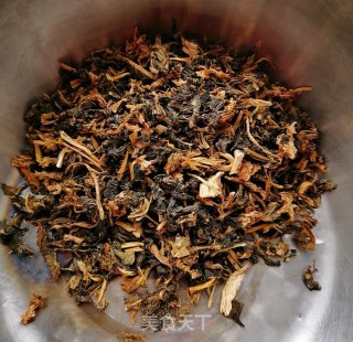 梅菜扣肉的做法步骤：1