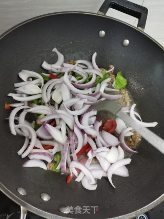 洋葱炒牛肉的做法步骤：4