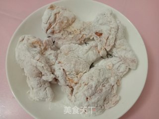 家常奥尔良炸鸡腿的做法步骤：2