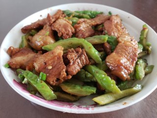 五花肉炒苦瓜的做法步骤：7