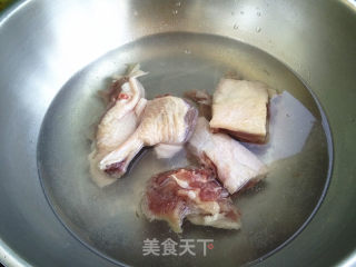 鸭腿香菇煲的做法步骤：3