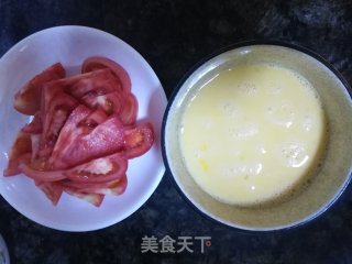 柿子炒鸡蛋的做法步骤：1