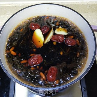 鸡蛋艾叶煮娘酒的做法步骤：11