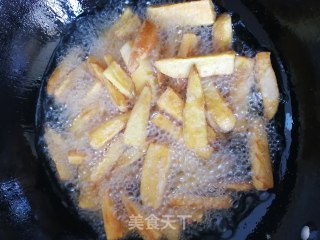 炸红薯条的做法步骤：7
