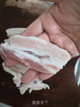 麻辣五花肉的做法步骤：3
