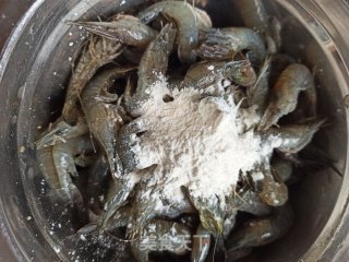 香酥小河虾的做法步骤：4
