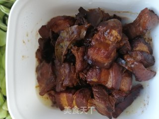 红烧肉烧豆角的做法步骤：2