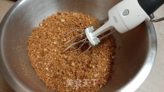 自制美味鱼松的做法步骤：11