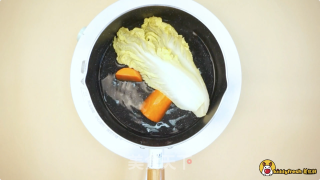 鳕鱼蔬菜蒸糕的做法步骤：2