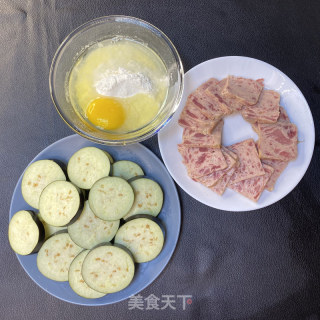 恒一火腿午餐肉茄饼的做法步骤：3