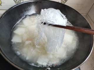 粉丝虾皮冬瓜汤的做法步骤：10