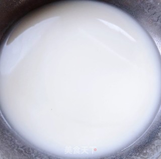 酥炸牛肉小串的做法步骤：2
