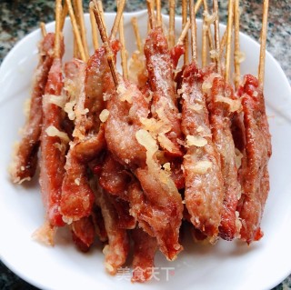 酥炸牛肉小串的做法步骤：7