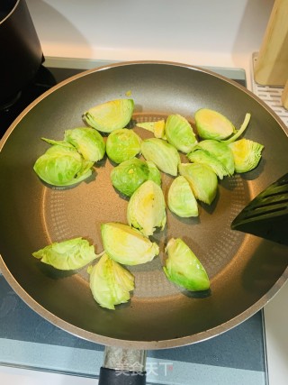 迷迭香橄榄油煎牛排的做法步骤：5