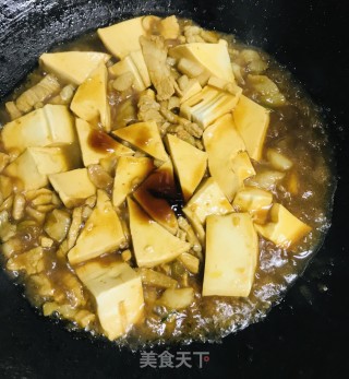 肉酱焖豆腐的做法步骤：8