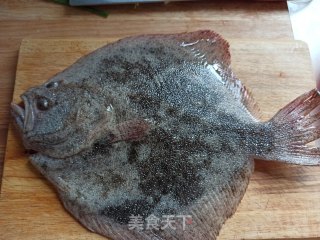 清蒸多宝鱼的做法步骤：1